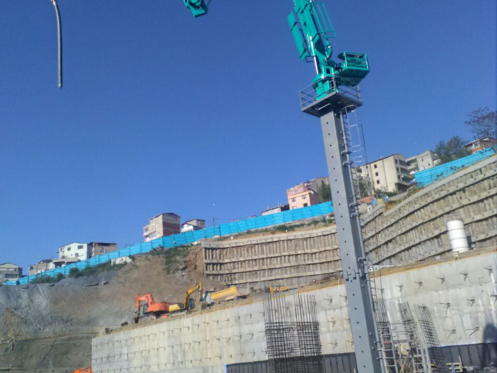 ROYALMAC HD32 Z4 Self Climbing Placing Boom beton dağıtıcı