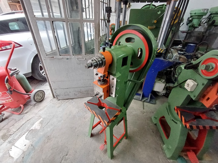 5 TON EKSANTRİK PRES