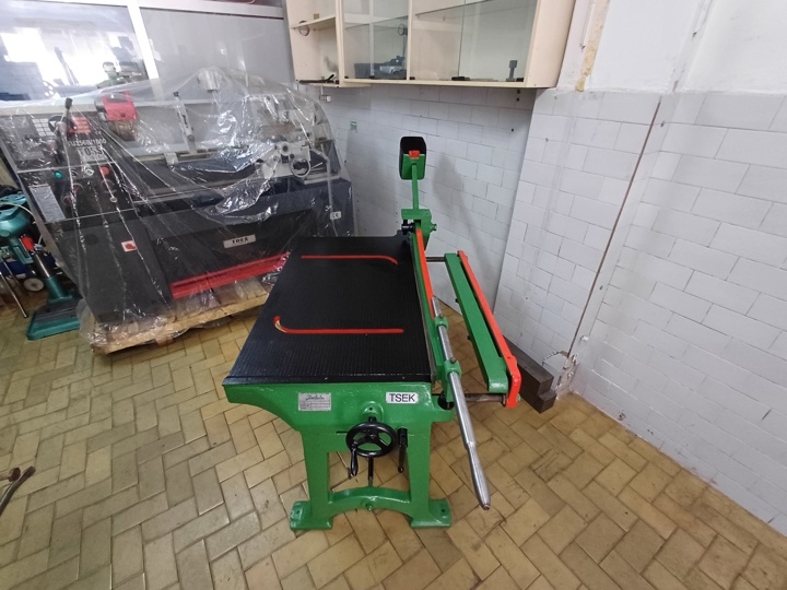 BAYKAL 1060 x 1.5 MM KOLLU GİYOTİN MAKAS