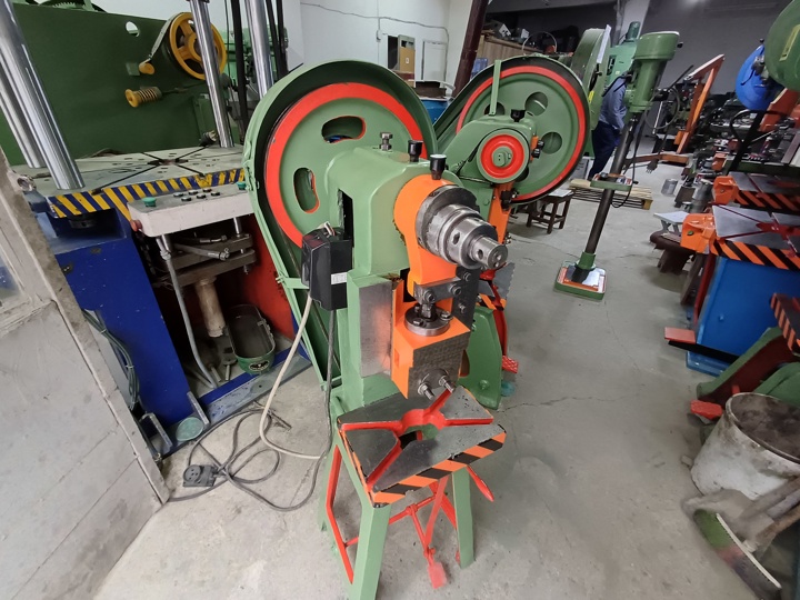 5 TON EKSANTRİK PRES