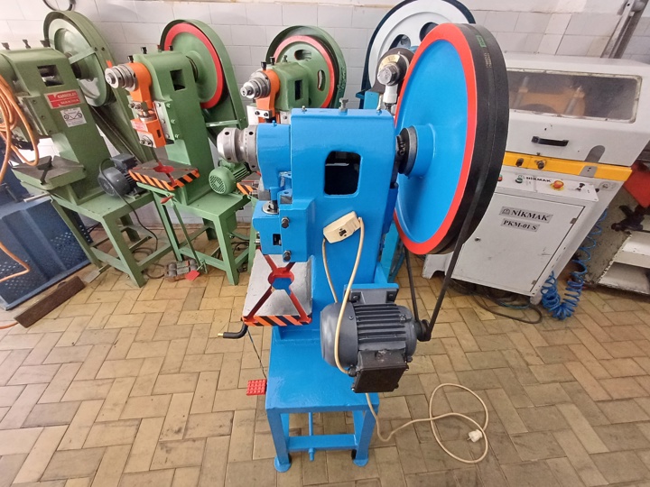 220 VOLT 10 TON EKSANTRİK PRES