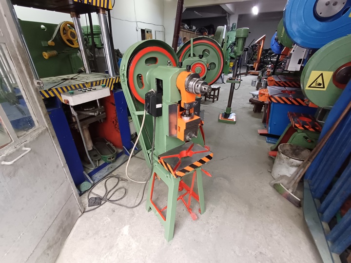 5 TON EKSANTRİK PRES