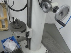 Merkezi Delik Punta Taşlama Makinesi