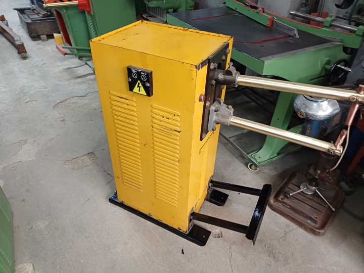 DEMİRİZ 10 KVA PUNTA KAYNAK