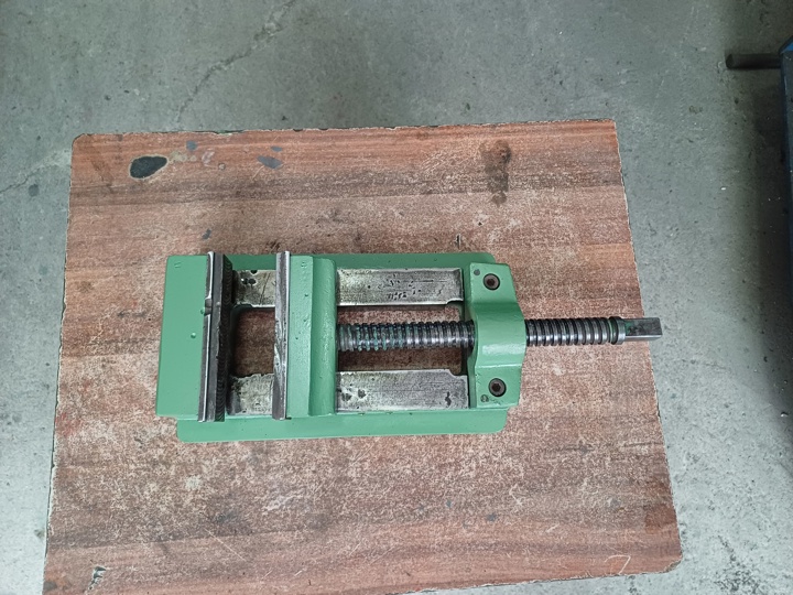 130 X 120 MM MATKAP MENGENESİ