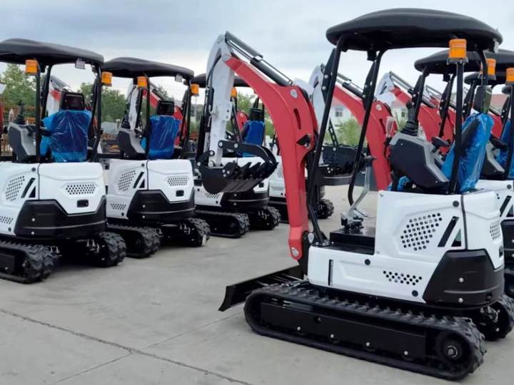 YGS 1.8 TON MİNİ EKSKAVATÖR-25 HP-3 SİLİNDİR-DİZEL SU SOĞUTMALI