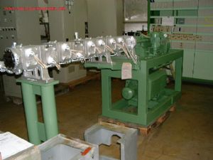 Co-rotate (ayni yone donen)cift vidali extruder