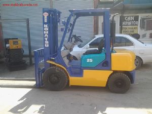 2.5 TON’LUK KOMATSU NT-12 