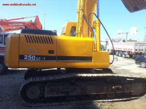 2005 model hyundai 250 ekskavatör 4200 saatte SANCAK MAKİNA