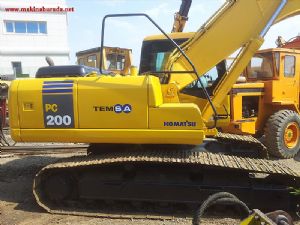 2005 model komatsu pc-200 satılık 20 tonluk ekskavatör