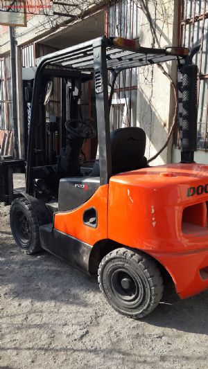 DOOSAN 2007 MODEL 4500 SAATTE  TRİPLEX ASANSÖR