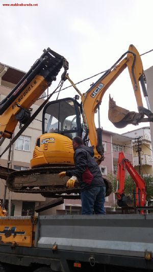 4 tonluk kırıcılı  mini ekskavatör jcb 