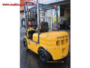 Sahibinden 2004 Model Hyundai Forklift