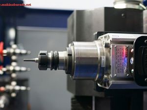 SCHNITZER 4 EKSEN 3 ÜNİTE CNC AHŞAP TORNA MAKİNASI