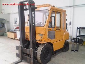 Sahibinden Çukurova Marka 4 Ton Kapasitesinde Forklift..