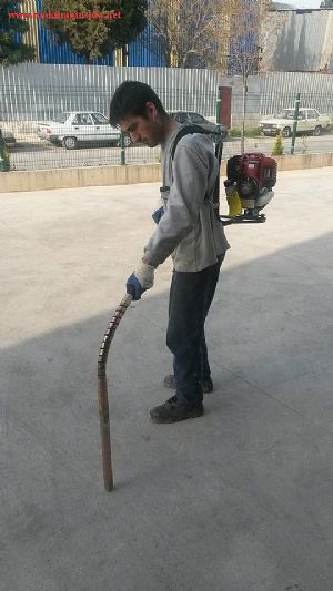 benzinli beton vibratörü