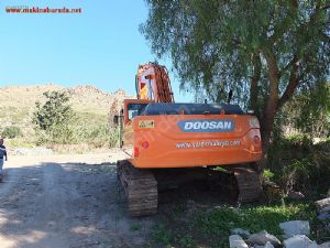 2012 Hidomek ve 2011 Model  Doosan 300 Kazıcı Yükleyici Satılık 