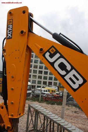2011 JCB 3 CX SM 4 T ECO YENİ TİP ÇİZİK YOK ÇOK TEMİZ