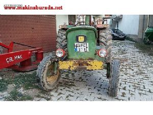 9500 tl John Deere Traktör