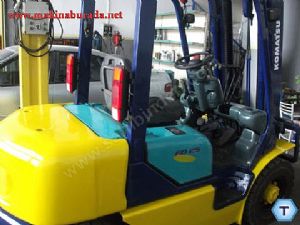 Acil Satılık 2.5 Tonluk Komatsu Forklift