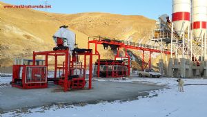 ACİL SATILIK BETON PARKE BORDÜR VE BRİKET MAKİNASI UYGUN FİYATA