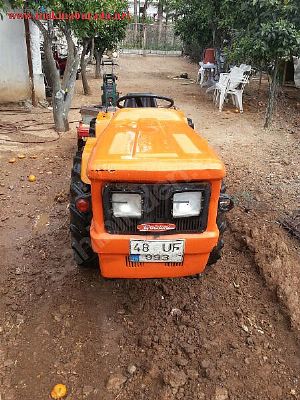 Bahçe Traktörü Temiz Kullanışlı Fiyat Uygun