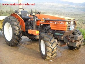 Acil satılık universal 533 bahçe traktörü