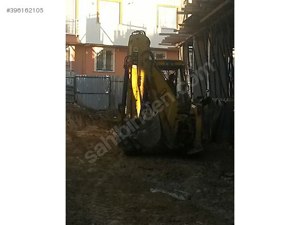 JCB Marka Kırıcı Tesisatlı Beko Loder 2000