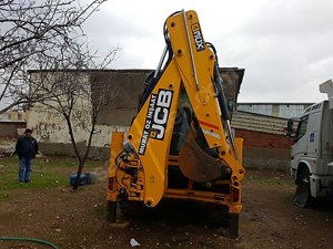 KDV Dahil JCB Marka 3.200 Saatte Müthiş Beko Loder