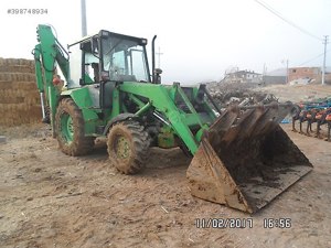 1991 Model Massey Ferguson Beko Loder