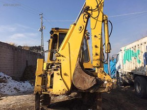 Hidromek Uzar Bomlu Az Kullanılmış Kepçe Beko Loder