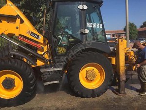 Sahibinden Satılık Lastikli 2008 Model JCB 4cx Takaslı