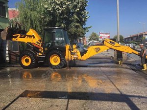 Sahibinden Satılık Lastikli 2008 Model JCB 4cx Takaslı