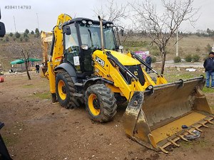 KDV Dahil JCB Marka 3.200 Saatte Müthiş Beko Loder