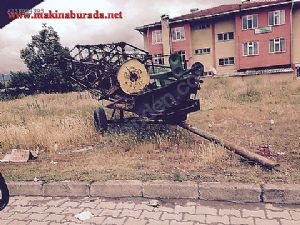 JOHN DEERE BİÇERDÖVER ACİL SATILIK