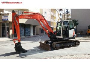 ....mini ekskavatör 9 tonluk kubota 3200 saate....