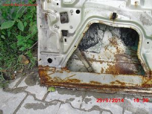 mercedes 123 kasa sağ arka kapı