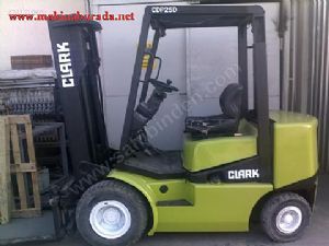 1998 Model Clark Marka Dizel Forklift