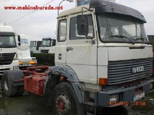 Iveco Stralis 330-30 çekici, çekme belgesi mevcut