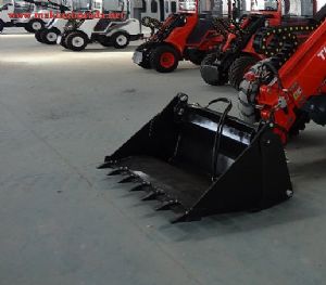 1 Adet kova 1 Adet Forklift ataşmanı uygun fiyata satılık