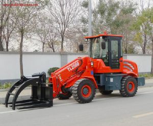 TL2500 4X4 BELDEN KIRMA YÜKLEYİCİ