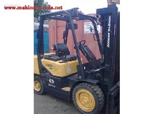 3 tonluk 2006 model acil satılık Daewoo forklift