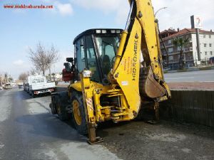 2006 Model İlk Sahibinden Masrafsız Hidromek Kazıcı Yükleyici