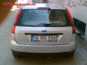 2004 model 67500 kmde Ford Fiesta