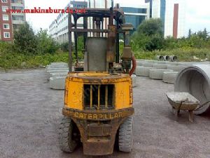 1985 model Caterpillar triplex asansörlü forklift