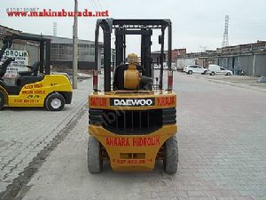 Daewoo 2000 Model Forklift