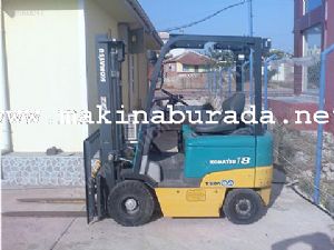 Komatsu Akülü Forklift