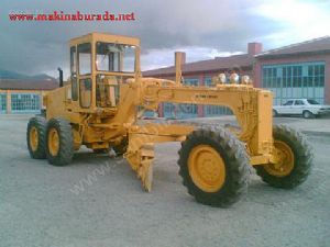 Sahibinden Komatsu GD 655A-5 greyder