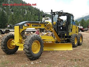 Kiralık Komatsu GD 675-5 Greyder