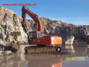 Satılık 2005 Model Hitachi Paletli Ekskavatör
